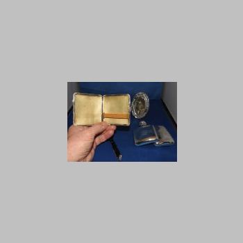 2020_12_12_11_10_35_Cigarette case.JPG